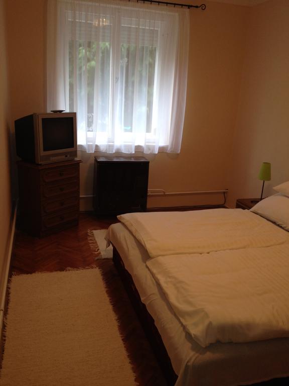 Viva Apartman Sarvar Quarto foto