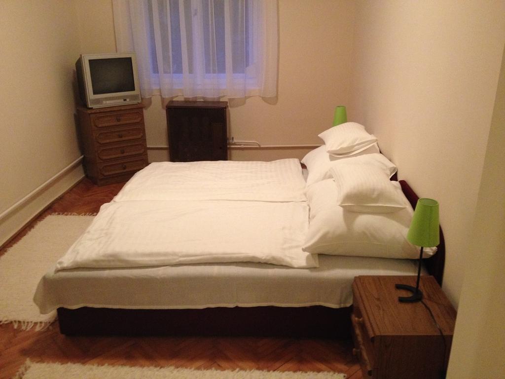 Viva Apartman Sarvar Quarto foto